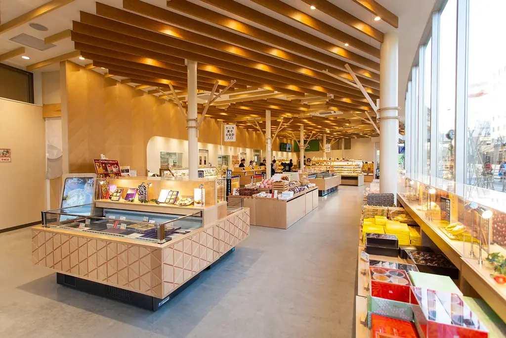 【新発売】もりもと「はかり売りパン」誕生25周年記念で「白いブラックサンダー×はかり売りパン」が初のコラボレーション！限定店舗にて新発売いたします。 画像 10