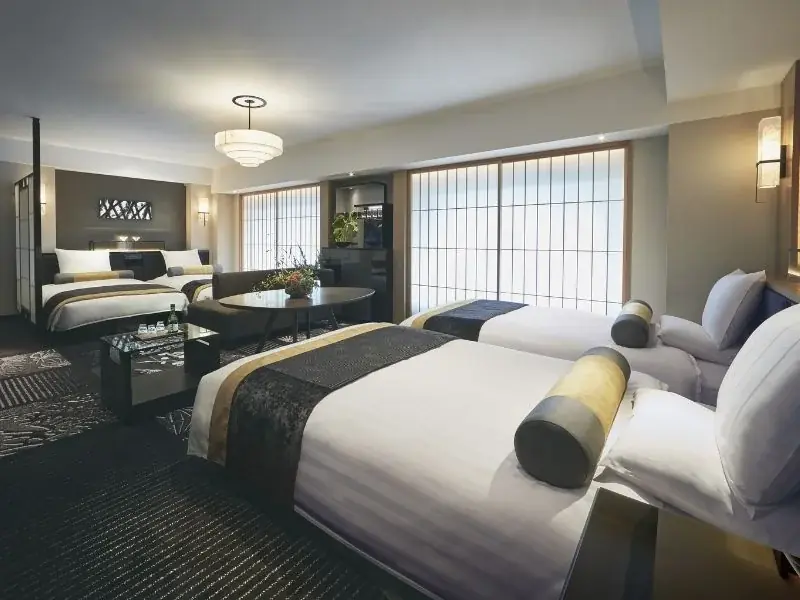 ヒノキ風呂付夏家族宿泊