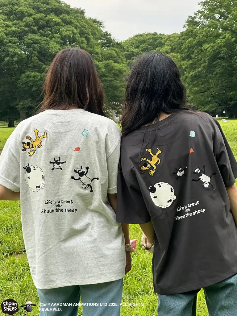 「ひつじのショーン」のキャラクターがほどこされたデザインTシャツがアクキーセットになってAS KNOW AS plusから登場☆༉ 画像 5