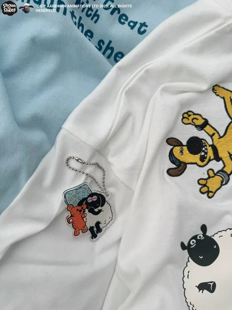 「ひつじのショーン」のキャラクターがほどこされたデザインTシャツがアクキーセットになってAS KNOW AS plusから登場☆༉ 画像 6