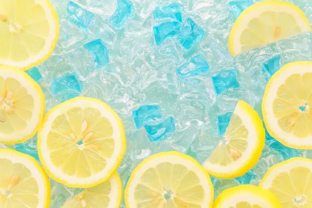 埼玉最大級のスパリゾート「美楽温泉 SPA HERBS」がこの夏の新作オリジナルかき氷「さっぱりレモンコーラ」を発表！ 画像 2