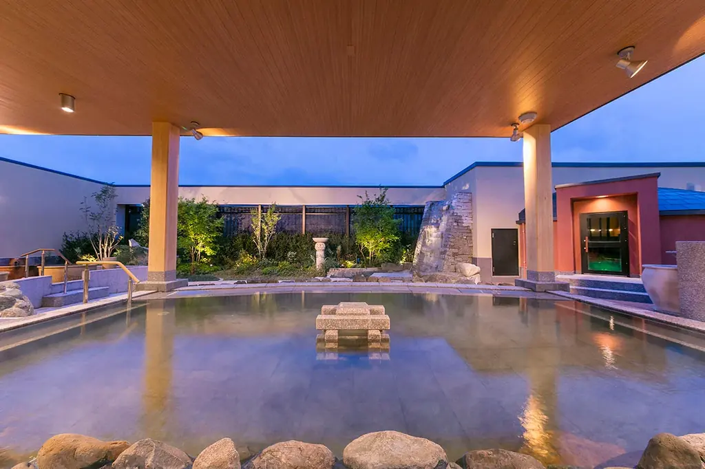 埼玉最大級のスパリゾート「美楽温泉 SPA HERBS」がこの夏の新作オリジナルかき氷「さっぱりレモンコーラ」を発表！ 画像 4