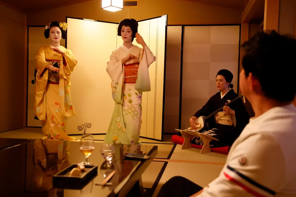 祇園「静水香」のランチに選べるおばんざい付きの松花堂ランチが新登場！日本酒の乾杯スパークリングもセットに。 画像 5