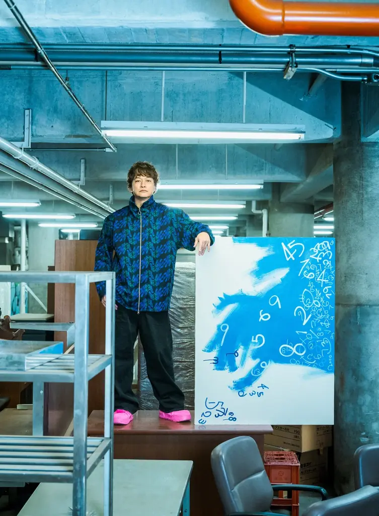 『週刊文春WOMAN』2025夏号が本日発売！　特集は「『人生後半のお金』のすべて」。三浦友和がカンヌで語った半生と家族。稲垣吾郎と金原ひとみは、性と正義を考える。 画像 2