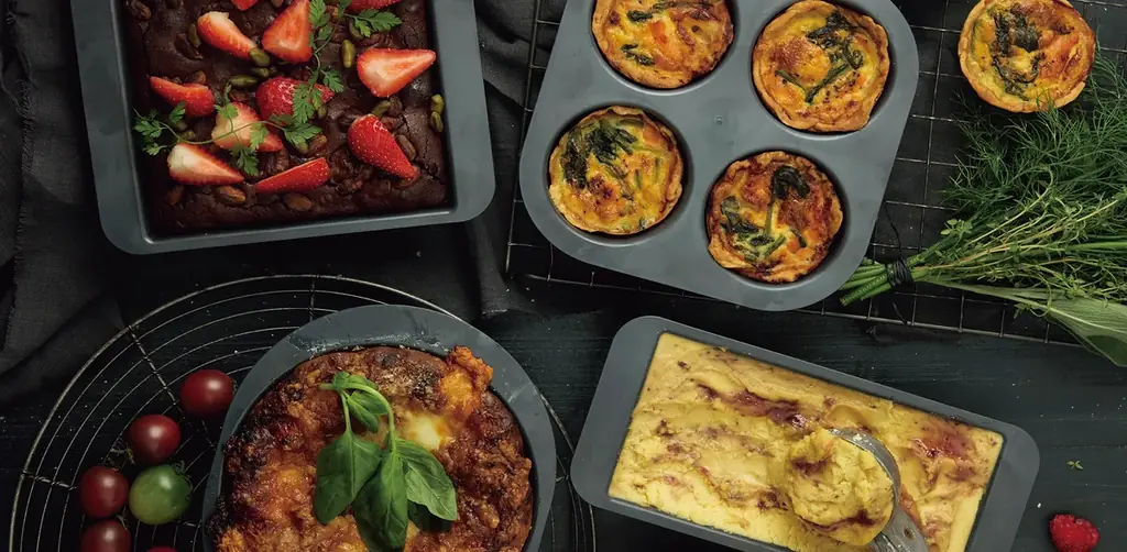 2025年6月23日発売！貝印の耐熱LCP樹脂製マルチ焼型「Bakish」