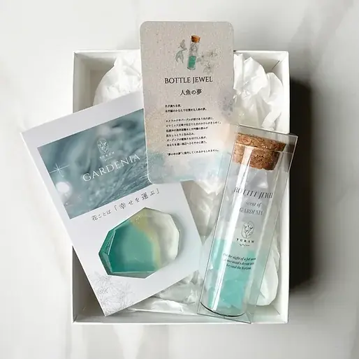 【設立4周年記念！涼しげな“青の世界”を贈る──YURAM宝石石鹸“宝石箱マーメイドシリーズ”4種を6/28に発売】 画像 3