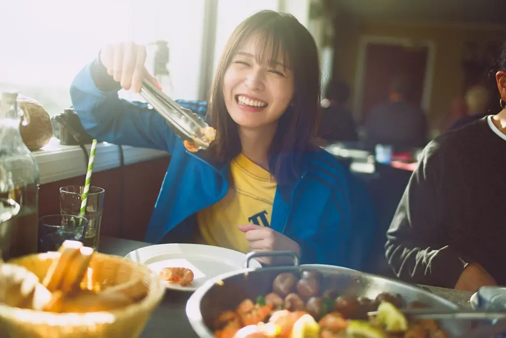 長濱ねる写真集発売