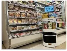 販促機能を搭載した室内業務用清掃ロボットをファミリーマート1100店舗へ導入 画像 2
