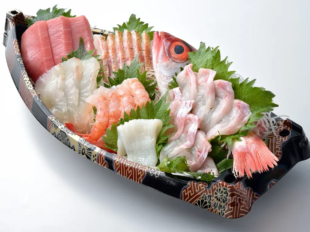 手のひらからはみ出す！角上魚類の「角上うなぎおにぎり」登場。土用の丑の日に向けてたっぷりのうなぎ蒲焼きを使用した、圧倒的な大きさと具材の贅沢さにこだわったおにぎり第三弾！ 画像 16