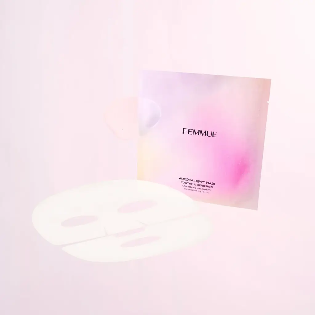 【FEMMUE】オーロラのように美しく輝く肌へ導く、新・密着素材シートマスクが数量限定で登場。 画像 1