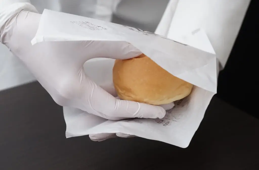 【6/27八天堂 JR池袋店リニューアルオープン】「あの頃のくちどけ、もう一度。」”復刻くりーむパン”の販売とともに。 画像 12