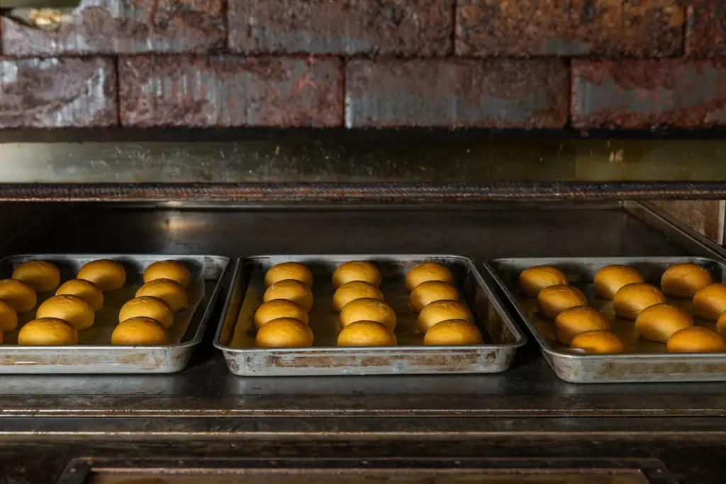 【6/27八天堂 JR池袋店リニューアルオープン】「あの頃のくちどけ、もう一度。」”復刻くりーむパン”の販売とともに。 画像 4