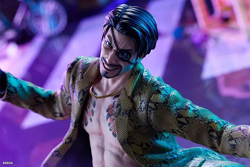 大人気ゲーム『龍が如く』シリーズより嶋野の狂犬「真島吾朗」が、気迫溢れるバトルポーズでフィギュア化。あみあみにて予約受付中。 画像 3