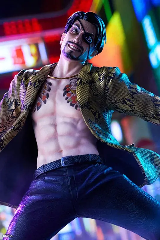 大人気ゲーム『龍が如く』シリーズより嶋野の狂犬「真島吾朗」が、気迫溢れるバトルポーズでフィギュア化。あみあみにて予約受付中。 画像 4