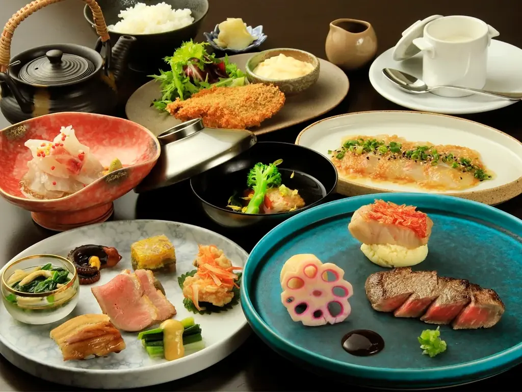 “花火の場所取り”不要！ 熱海・伊豆山温泉の旅館が花火大会専用観覧席＆送迎付きプラン販売｜2025年7月～8月 画像 2