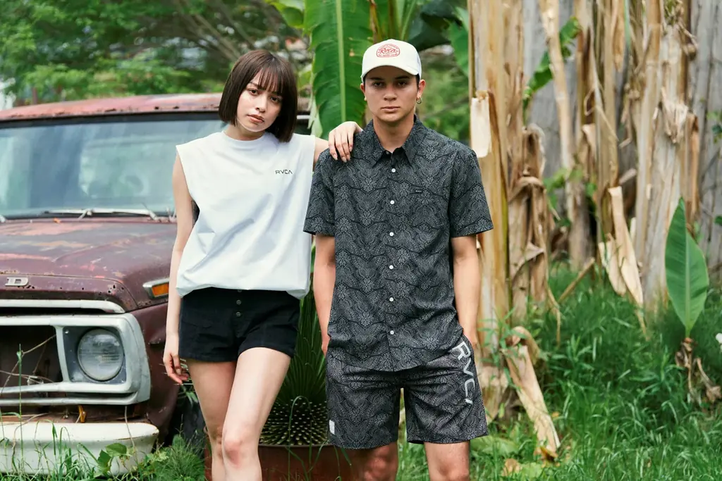 RVCA×AZUL夏コレクション