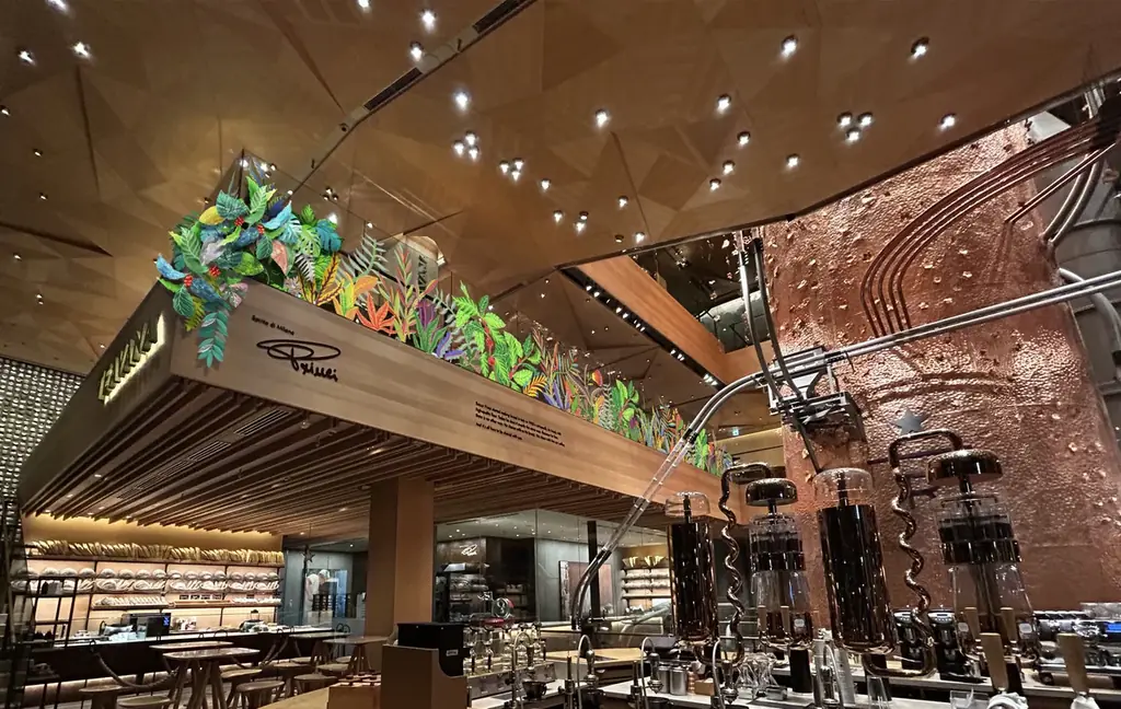 スターバックス リザーブ® ロースタリー 東京　バカンス気分で楽しむ、カクテル×フード×コーヒーを楽しめる 初のディナーセットなどロースタリー流の避暑地を体験するサマーシーズン第2弾 画像 9