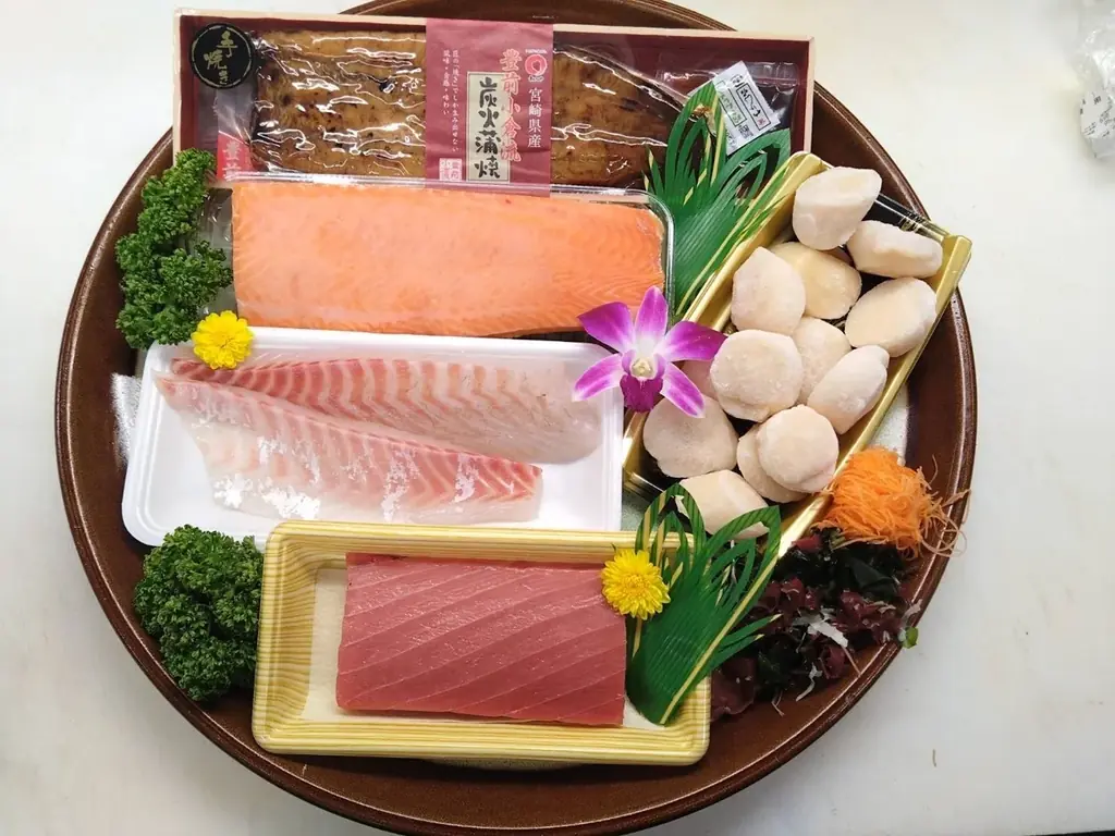 魚の北辰、元千葉ロッテマリーンズの主砲、井上晴哉さんと特別コラボで「魚の北辰 1日店長イベント」を初開催！ 画像 2