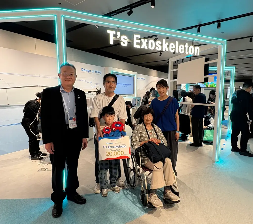 大阪・関西万博 「大阪ヘルスケアパビリオン」椿本チエインブース　「T’s Exoskeleton（カラダ拡張スーツ）」 体験者2万人突破！ 画像 1