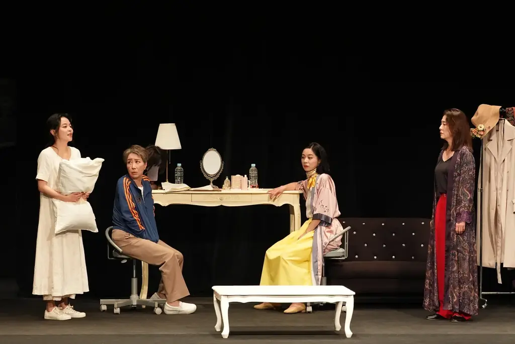 2025年6月24日開幕！韓国版演劇『楽屋』東京公演の魅力