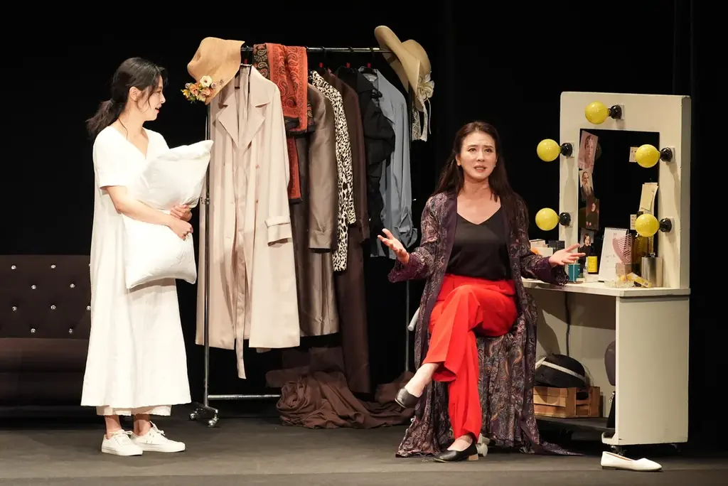 演劇『楽屋』〜流れ去るものはやがてなつかしき〜東京・博品館劇場にて開幕！　ソン・オクスク／イ・イルファ／ソ・ヨンヒ／ハム・ウンジョン／キム・ジュヨン 画像 8