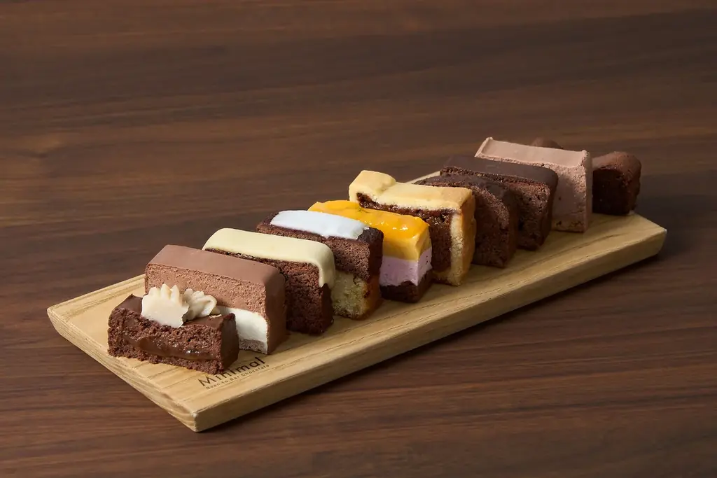 過去最多！10種のガトーショコラを1プレートで一度に楽しめる！Minimal The Baking 代々木上原店、6周年を記念して特別メニュー登場&過去人気の4商品が復刻！ 画像 1
