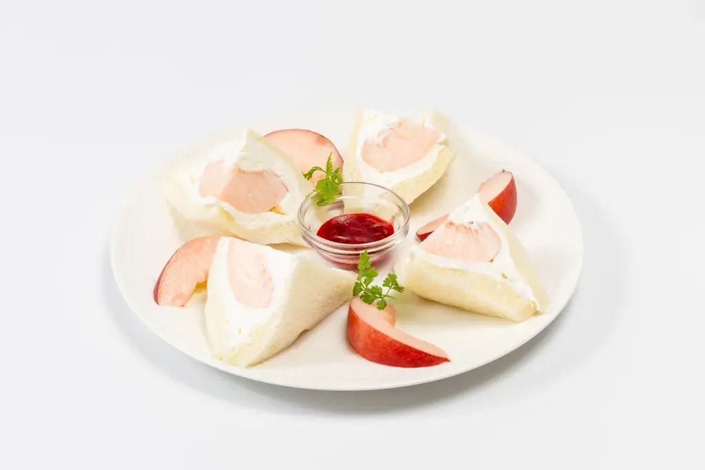 今年も桃に夢中！「桃フェス」開催　大人気まるごと使ったパフェや新商品…桃づくしのスイーツ勢ぞろい 画像 3