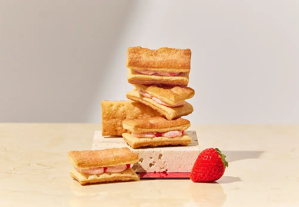 【名古屋タカシマヤ】完売必至の東京発いちごスイーツ専門店「VERY RUBY CUT」。ピスタチオバターをまるごと頬張る夏の新作や、当店限定アソート缶とともに〈アムール・デュ・ガトー〉へ 画像 8