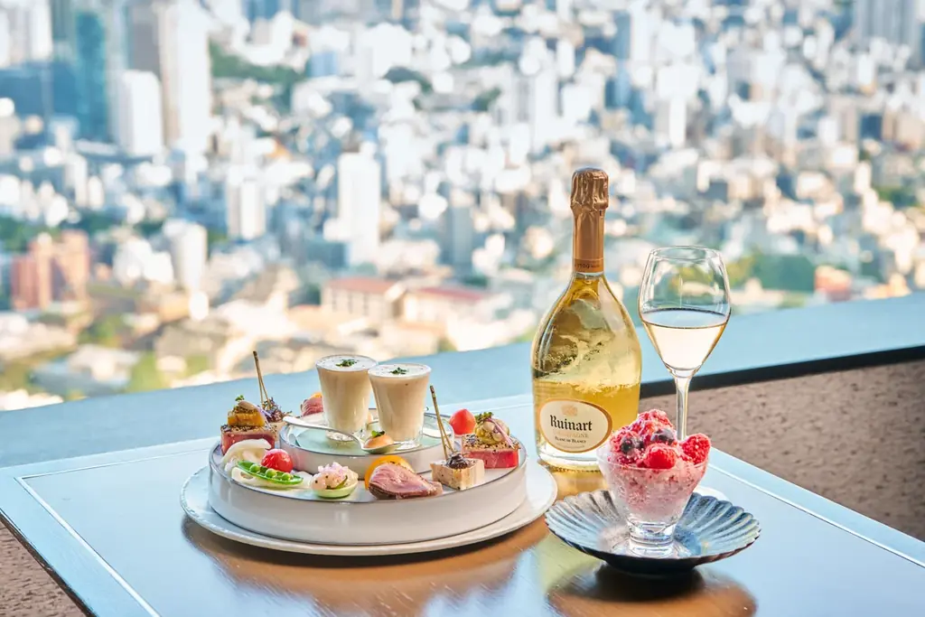 【ザ・リッツ・カールトン東京】贅沢なメロンパフェや、夏の風物詩”かき氷”を用いたサマーブランチ、キッズ クッキングワークショップなどご家族皆様で夏を満喫するメニューを多数お届け 画像 1