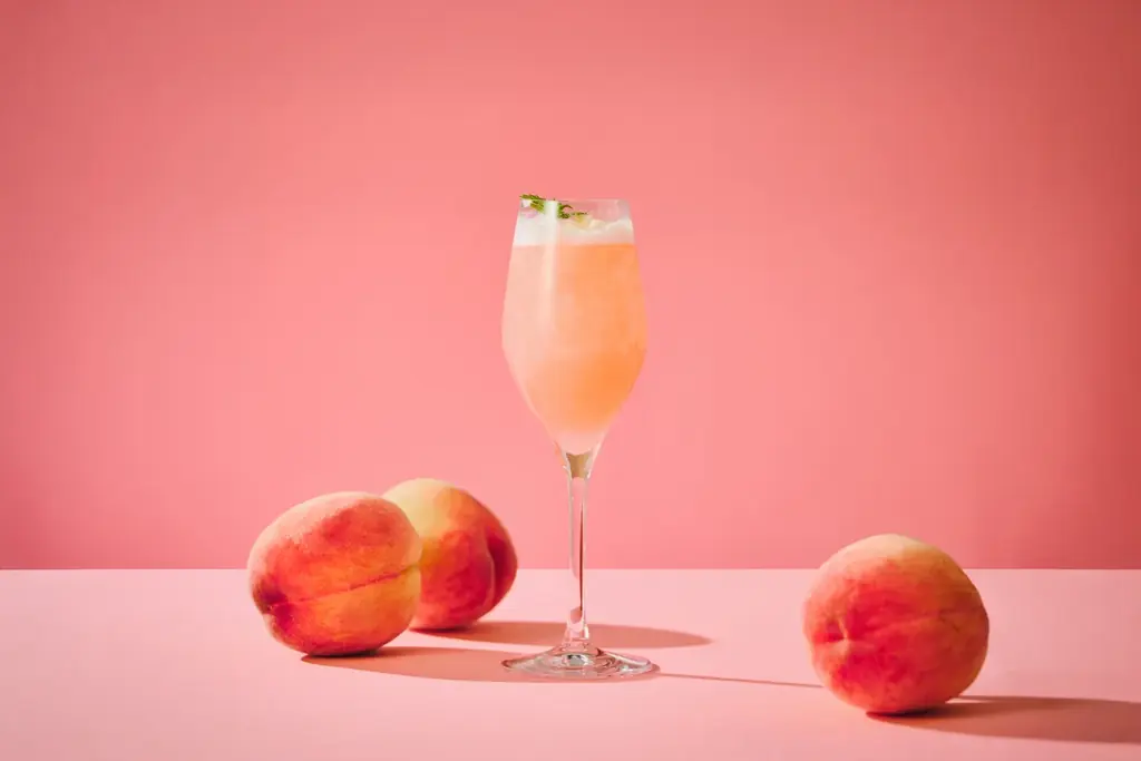 【大阪ステーションホテル】8月1日~9月7日限定 甘くほどけるピーチピンクが奏でる 桃アフタヌーンティー 画像 3
