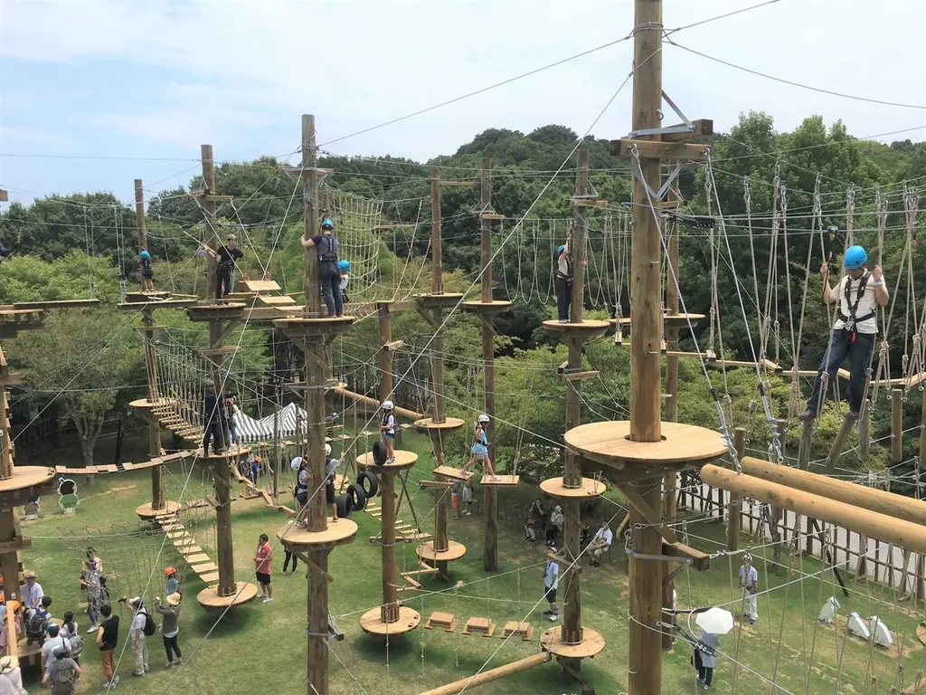 「ニジゲンノモリ　アニメ淡路島公園」×Roblox『クレヨンしんちゃんアドベンチャーパーク オラのぶりぶり大合戦』 新イベント「サーバーキング」6月27日(金)より正式スタート！ 画像 3