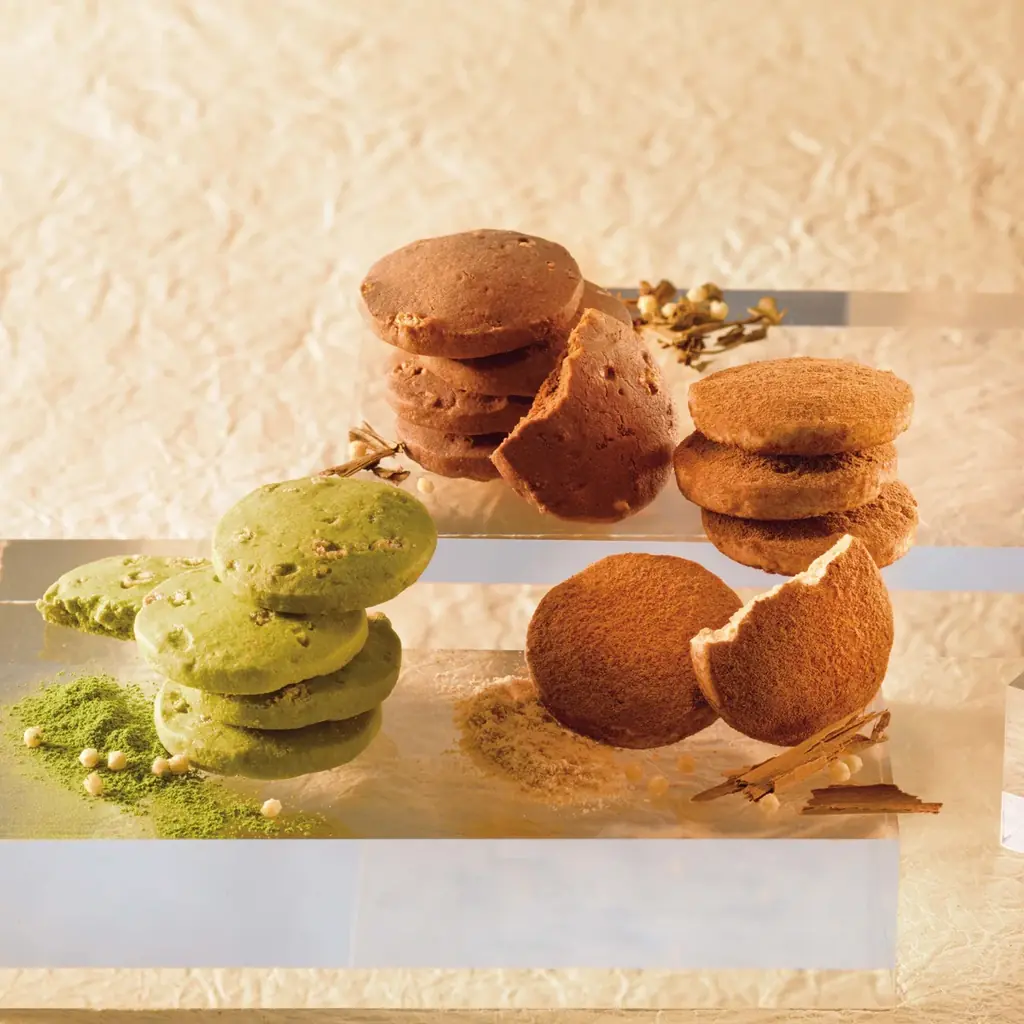 【ロイズ】東北・北陸・東海・近畿・中国・四国・九州地方を巡るロイズ「移動販売車」。7月のおすすめ商品や出店予定のご紹介。夏限定の生チョコレート[塩キャラメル＆オレンジ]も販売。 画像 13