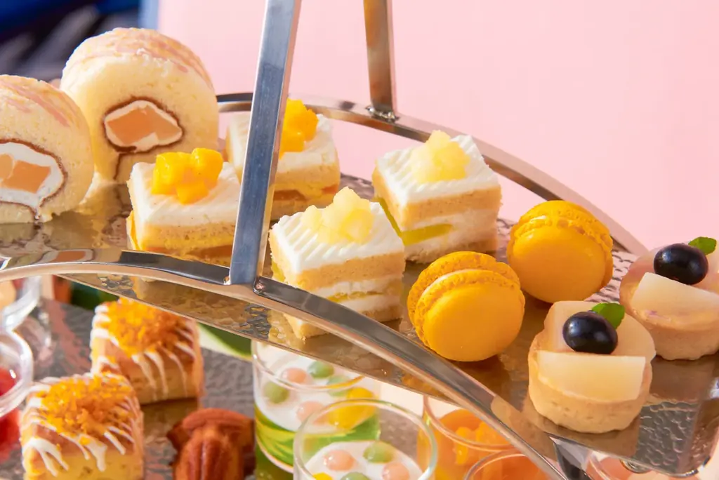 甘くて涼しい、眺めもごちそうなサマーアフタヌーンティーが新登場！ 画像 2