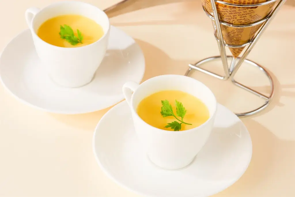 甘くて涼しい、眺めもごちそうなサマーアフタヌーンティーが新登場！ 画像 5