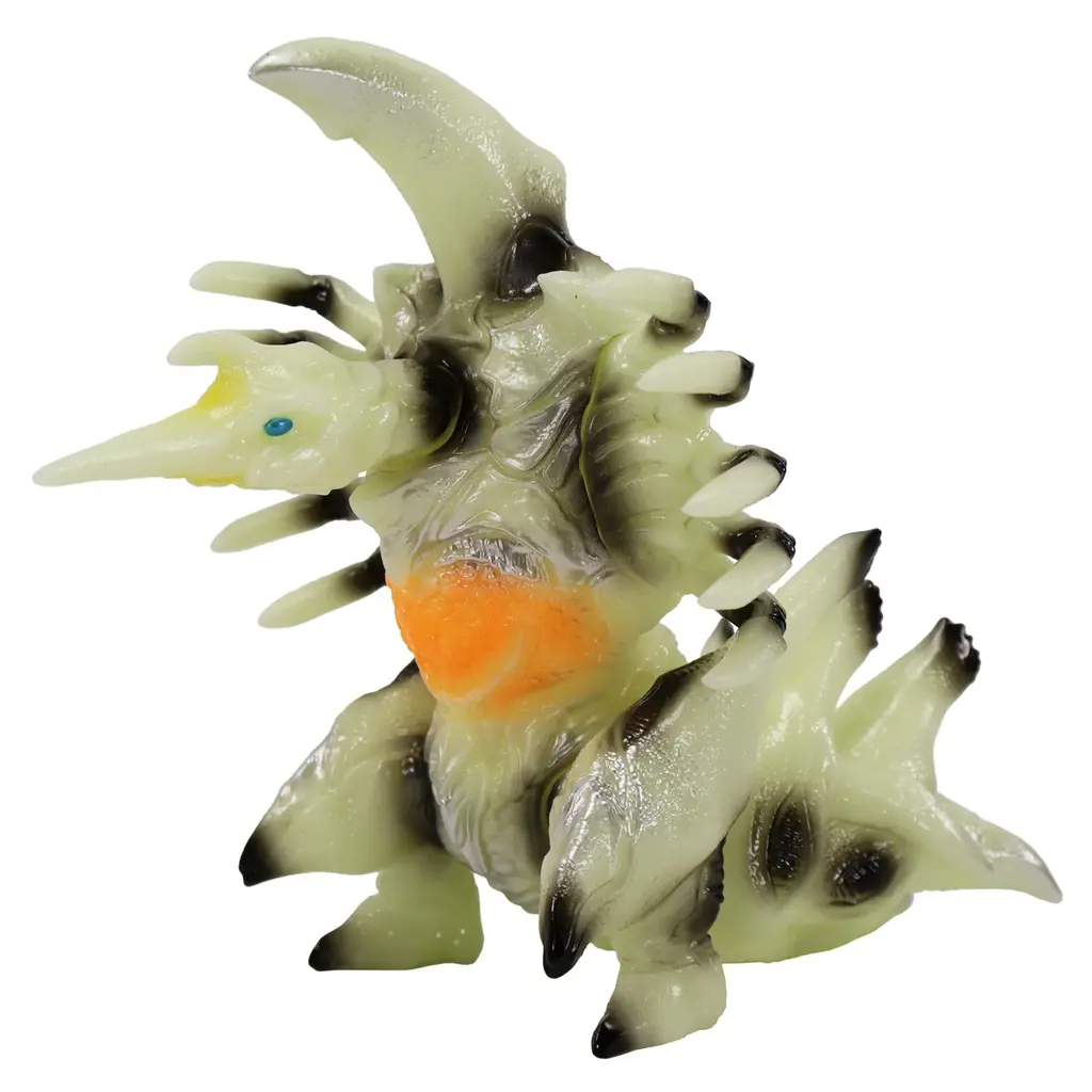 レトロソフビデザインのガメラ、ギロン、ギャオス、巨大レギオンが『蓄光』をテーマに、CCPJAPAN ミドルサイズシリーズ ガメラ【第6弾】として全5種で登場！ 画像 22