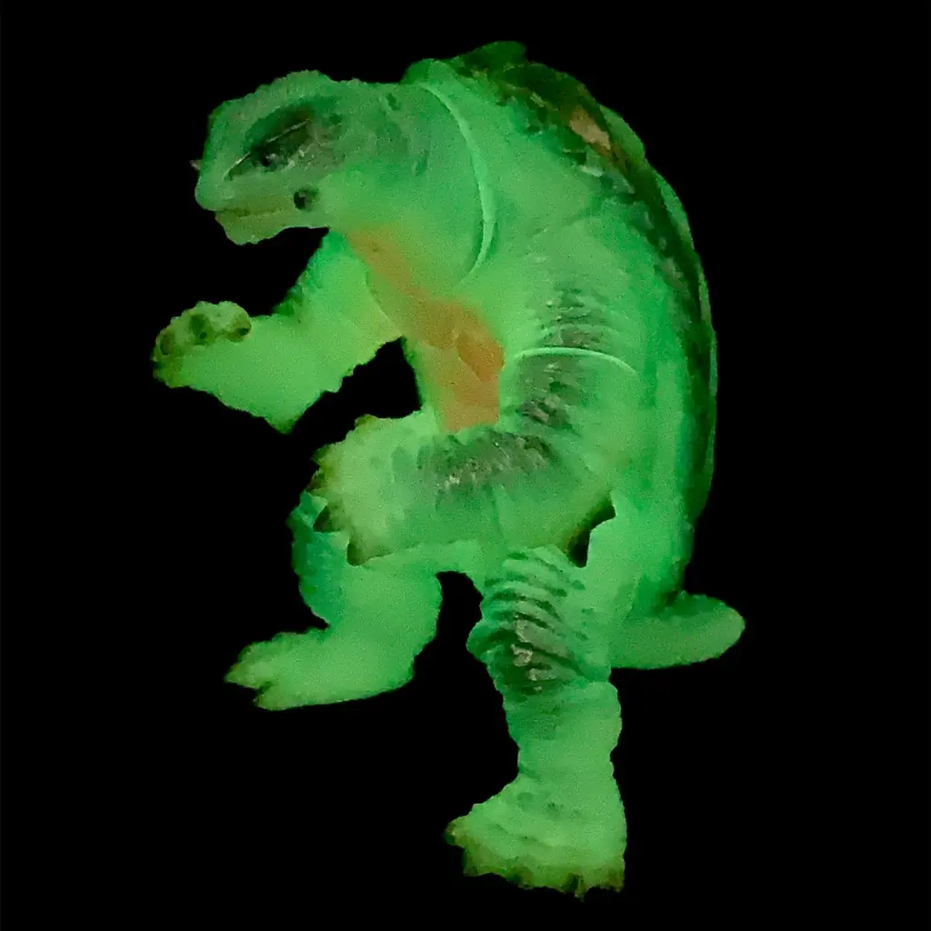 レトロソフビデザインのガメラ、ギロン、ギャオス、巨大レギオンが『蓄光』をテーマに、CCPJAPAN ミドルサイズシリーズ ガメラ【第6弾】として全5種で登場! 画像 6