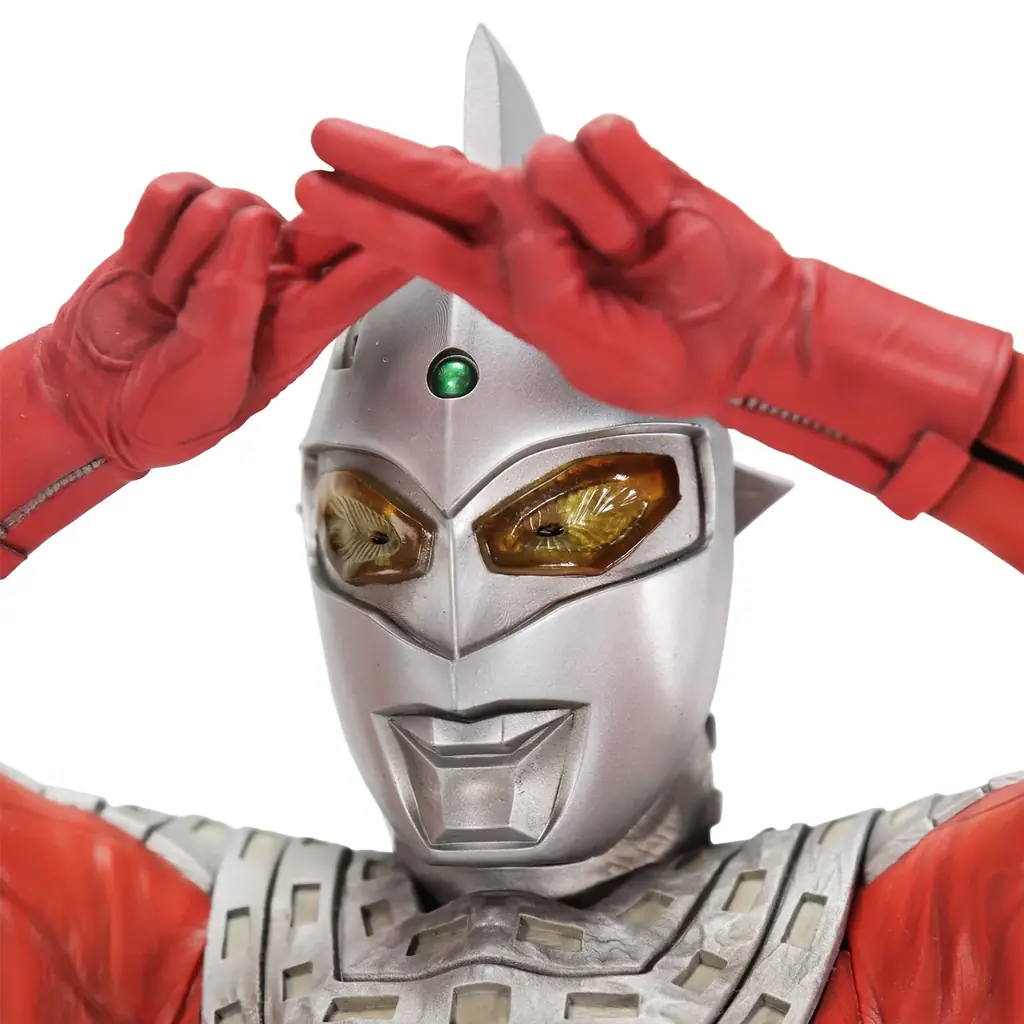 『ウルトラセブン』が『エメリウム光線(反磁力線)』を発動する姿を再現した、ハイクオリティソフビ製フィギュアが完全新規造形として登場! 画像 4