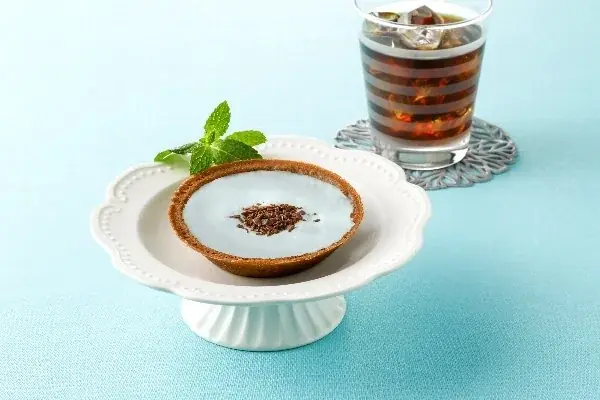 プレシア×赤城乳業　チョコミント好きに捧げる「スッキリ爽快なミントとチョコの風味が楽しめるスイーツ」を7月1日（火）から期間限定発売 画像 2