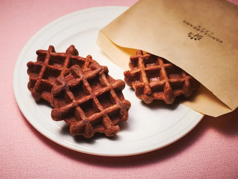 7月だけの特別スイーツ。横浜発のクラフトチョコレート専門店「バニラビーンズ 川崎店」は開店10周年の感謝を込めたスペシャルメニューを7月1日(火)より販売開始 画像 2