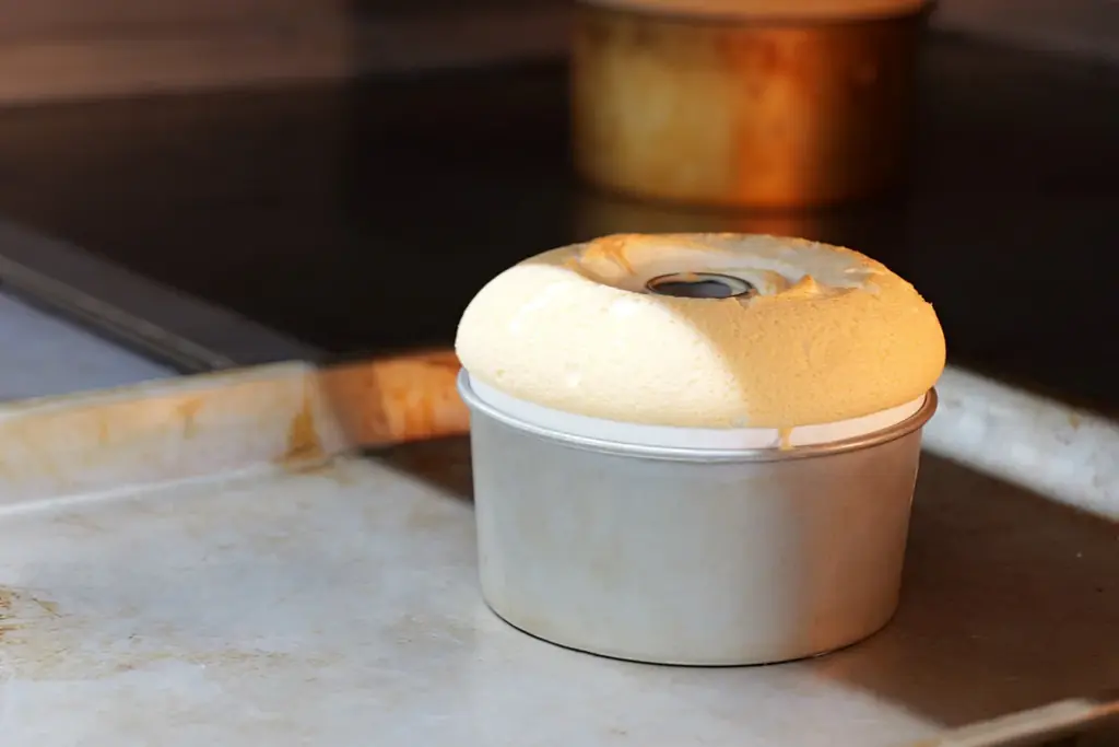 【新発売】手作りシフォンケーキ専門店 This is CHIFFON CAKE. から、ひと口で広がるチョコレートとミントの誘惑『チョコミントシフォン』が登場！ 画像 5