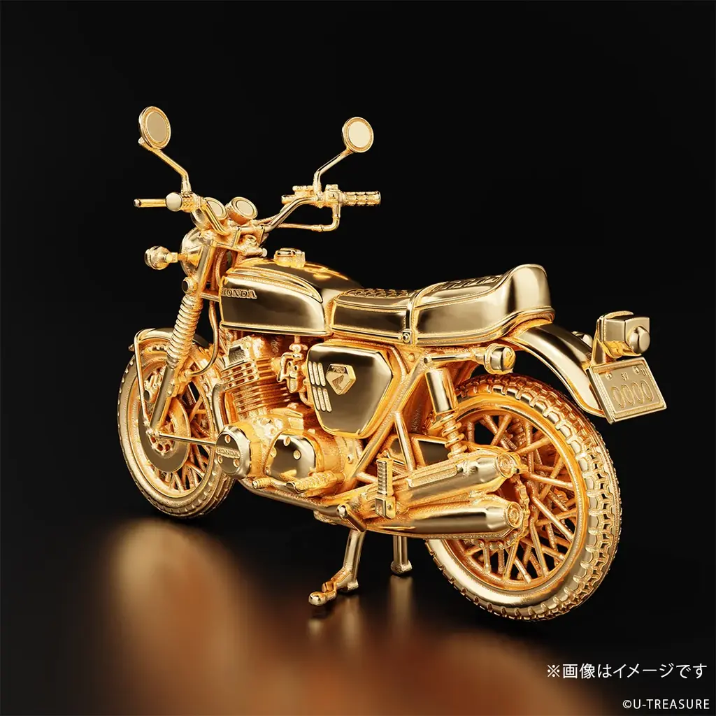 【Honda】”ナナハン”の代名詞「CB750FOUR」1969年モデルの1/24サイズ　シルバー製フィギュア。ナンバープレートにシリアルナンバーを刻印 画像 9