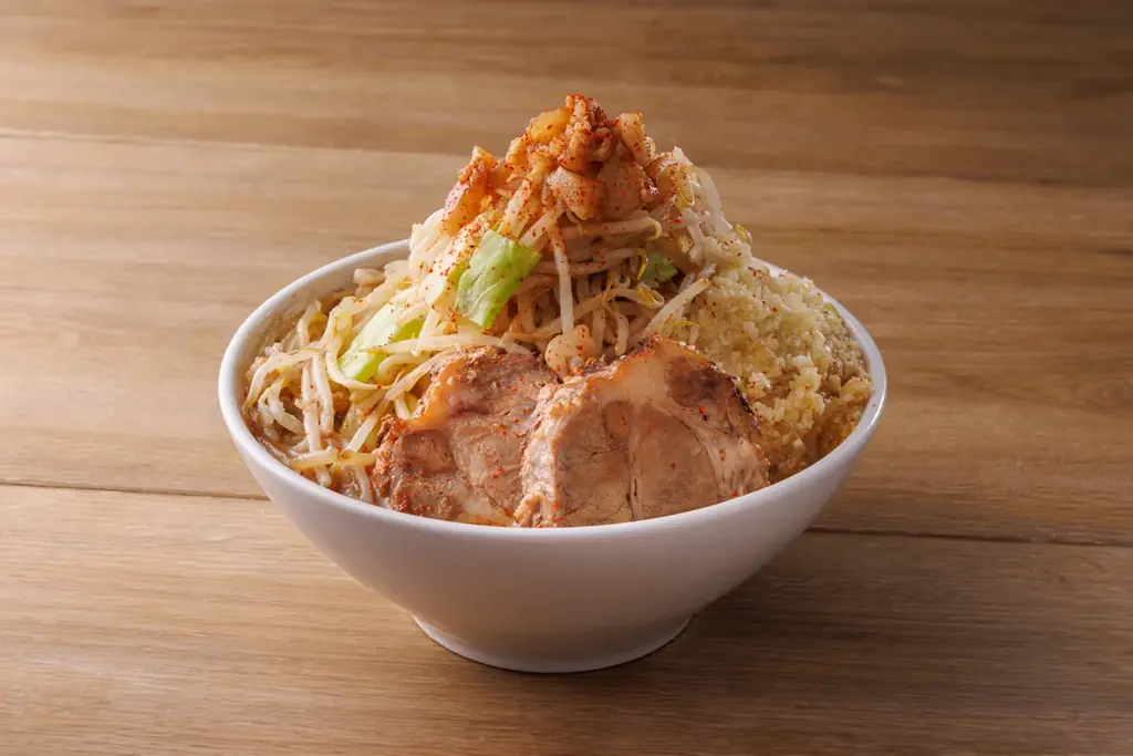 【目を覚ませ、青春はまだ終わってない!青春系二郎ラーメンが名古屋に開店!!】豚ラーメン おはよう世界 2025年7月1日(火)NEW OPEN!! 画像 7