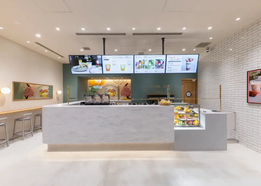 旬の完熟桃の美味しさを存分に　半玉使用！桃のヴィーガンパフェ、贅沢スムージーも 画像 3