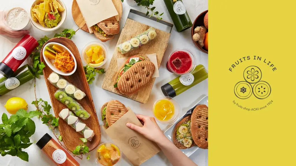 旬の完熟桃の美味しさを存分に　半玉使用！桃のヴィーガンパフェ、贅沢スムージーも 画像 4