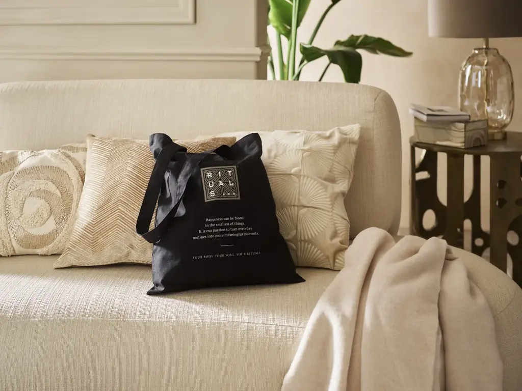 新コレクション「ビューティー バー」4種が新登場。サステナビリティに配慮したへア、ボディ、フェイスに使えるリッチなビューティーソープ バー 画像 8