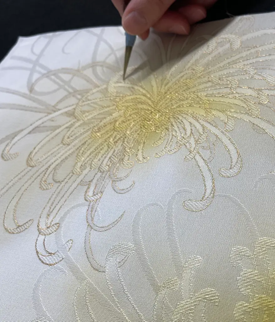EXPO2025大阪・関西万博 関西パビリオン京都ゾーンにて、受け継がれる伝統産業の”今”に挑戦！正絹 丹後ちりめんに、京友禅「金加工」実演＆体験を実施します！ 画像 8