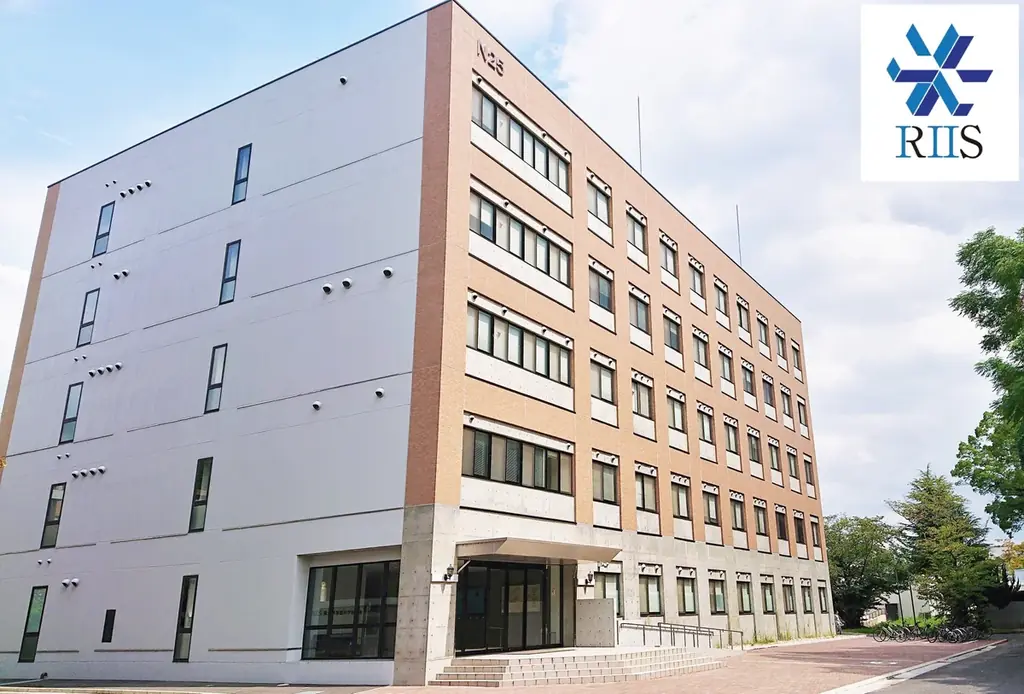 【岡山大学】最先端半導体技術開発に新たな分析手法を提供 画像 6