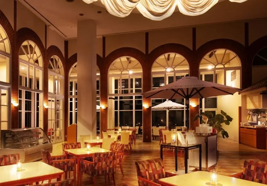 【ひまわりスイーツ】【星月夜カクテル】7/1～新発売☆きらめく海と月夜を愉しむオーシャンビューカフェで、ゴッホに浸る。 画像 10