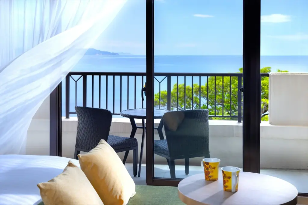 【ひまわりスイーツ】【星月夜カクテル】7/1～新発売☆きらめく海と月夜を愉しむオーシャンビューカフェで、ゴッホに浸る。 画像 14