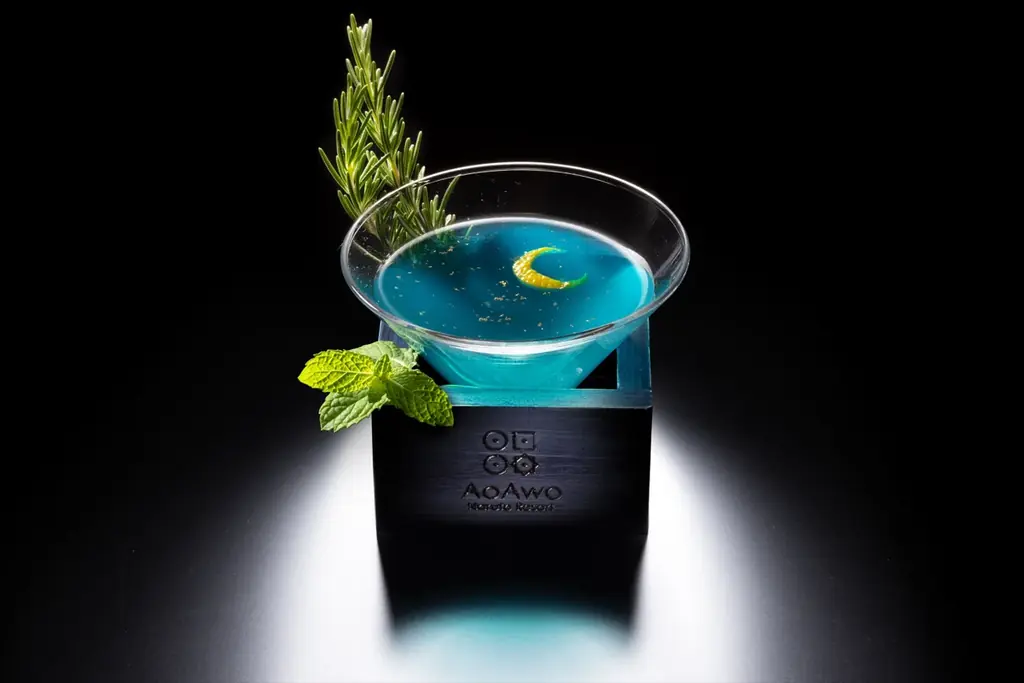 【ひまわりスイーツ】【星月夜カクテル】7/1～新発売☆きらめく海と月夜を愉しむオーシャンビューカフェで、ゴッホに浸る。 画像 2